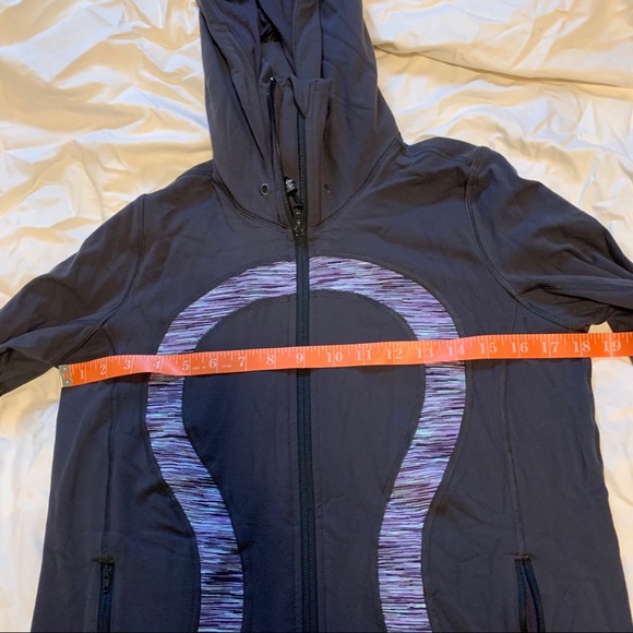 Lululemon In Stride Jacket Size 8 Grey/Purple - Picture 4 of 9